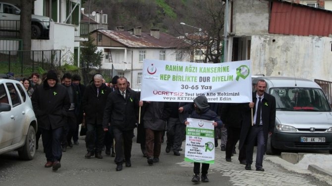 Artvin’de Kansere Karşı Yürüyüş Düzenlendi