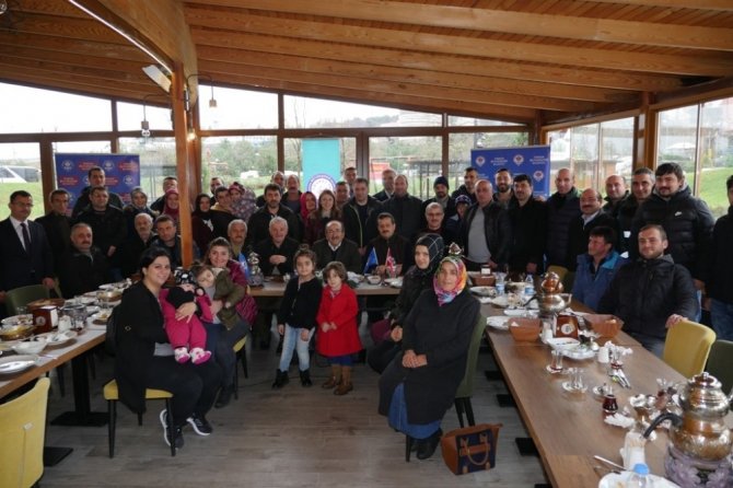 Başkan Gümrükçüoğlu, Çalışma Arkadaşlarıyla Bir Araya Geldi