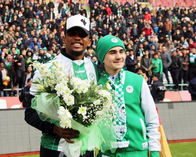 Eto’o, Atiker Konyaspor’a İmzayı Attı