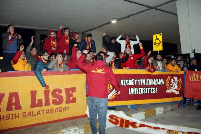 Galatasaray Kafilesi Konya’ya Geldi