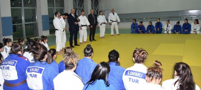 Judo Ümit Milli Takımı Trabzon’da Kamp Yapıyor