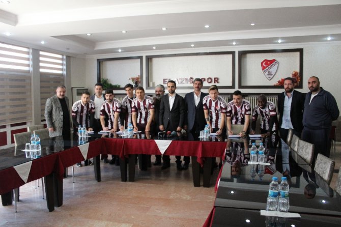 Elazığspor’da İmza Şov