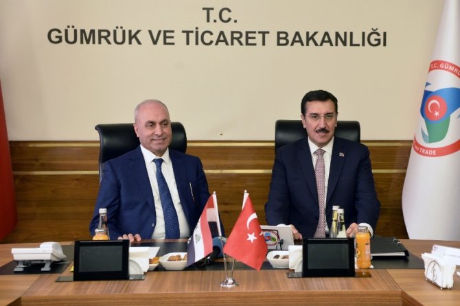 "İkinci Bir Kapıya İhtiyaç Olduğu Aşikar’