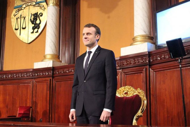 Macron, Tunus’un Demokrasi Gelişmelerini Değerlendirdi