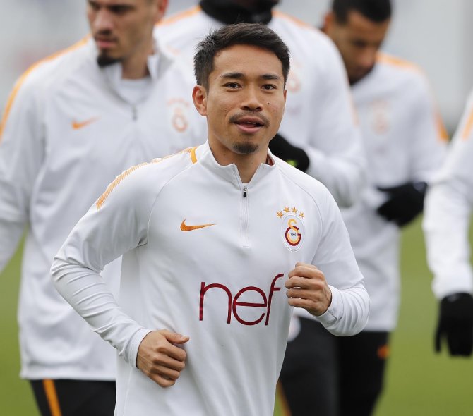 Yuto Nagatomo İlk Antrenmanına Çıktı