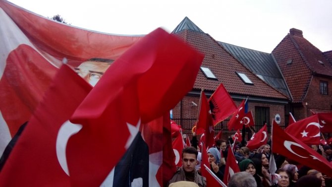 Kopenhag’da Türkiye’ye Destek Mitingi