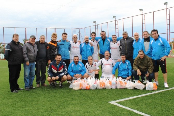 Ege’nin İki Yakası Dostluk Maçında Bir Araya Geldi