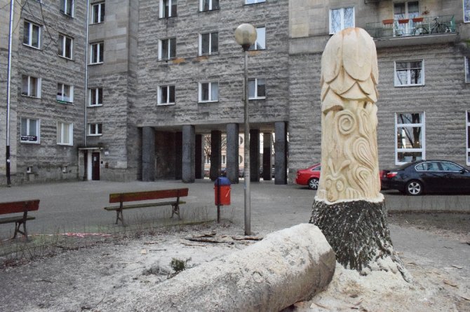 Ağaçları Masal Kahramanlarına Dönüştürdü