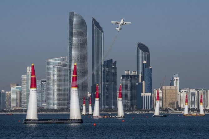 Red Bull Air Race Başladı