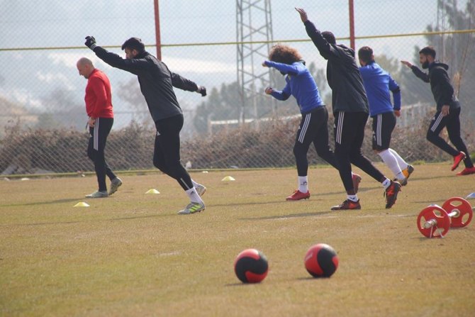 Evkur Malatyaspor Çıkışa Geçmek İstiyor