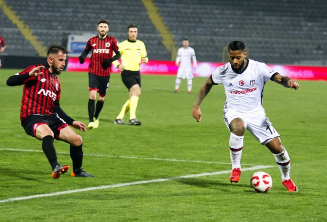 İlk Yarıda Tek Gol Var