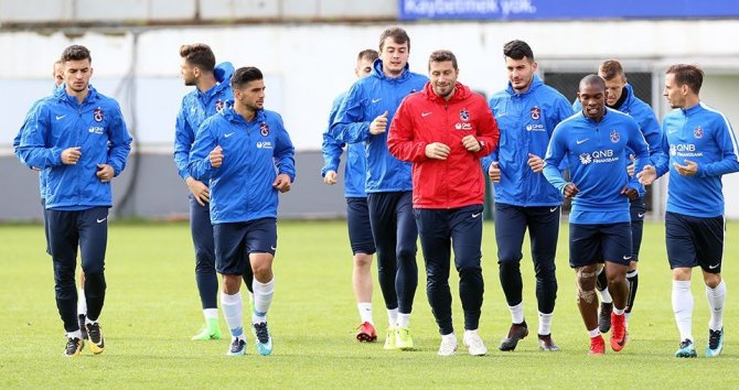 Trabzonspor’da Castillo Takımla Çalışmalara Başladı