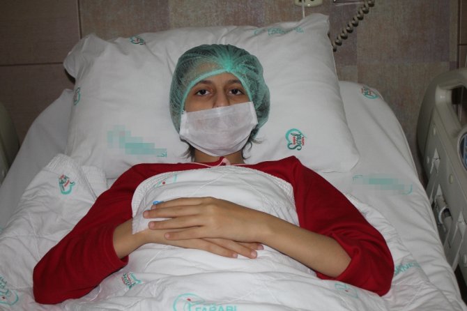 Bu Bir Kız Çocuğunun Midesinden Çıktı