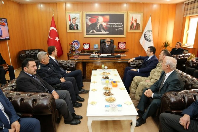 Gümüşhane Valisi Okay Memiş, Torul’da İncelemelerde Bulundu