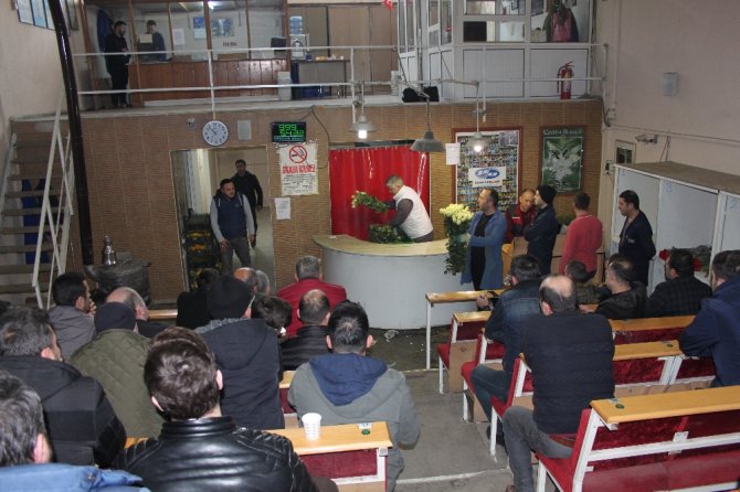 Sevgililer Günü İçin 1 Milyon Çiçek