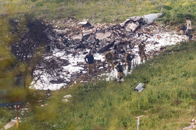 İsrail F-16’sı Düştü, Suriye’de Gerilim Yükseldi