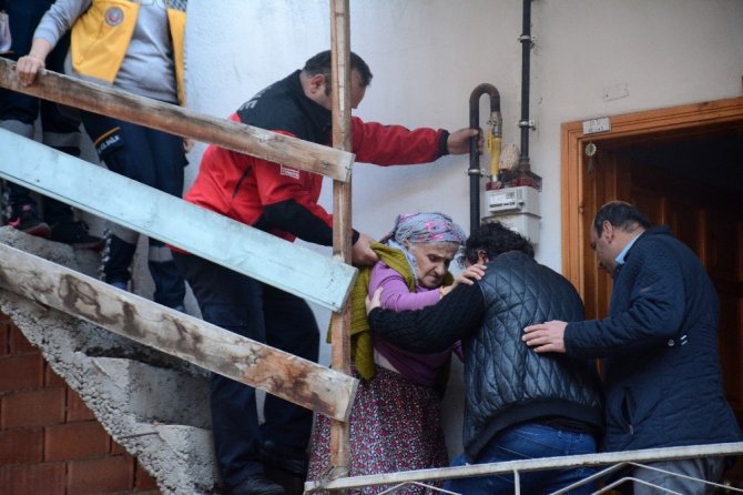 Gümüşhane’de Çatı Yangını