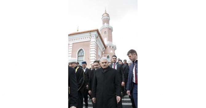 Başbakan Yıldırım, Minsk Camii’ni Ziyaret Etti