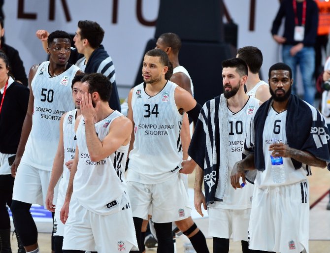 Beşiktaş Yarı Finalde