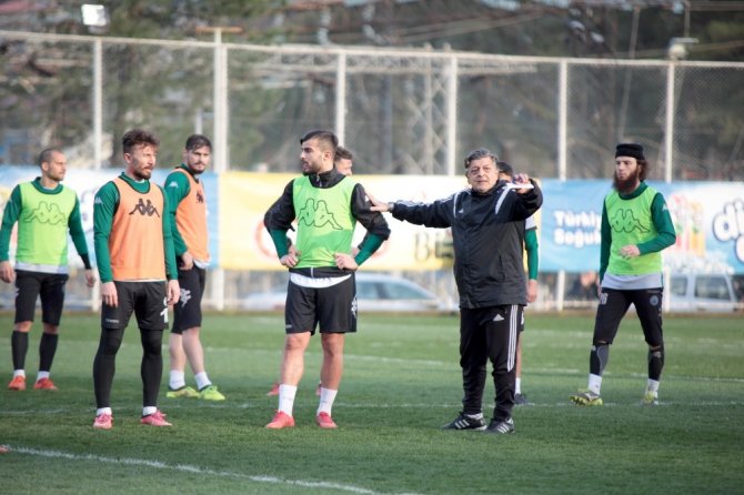 Yılmaz Vural: “Potanın Gerisinde Kalmak Bizi Ürkütmüyor”