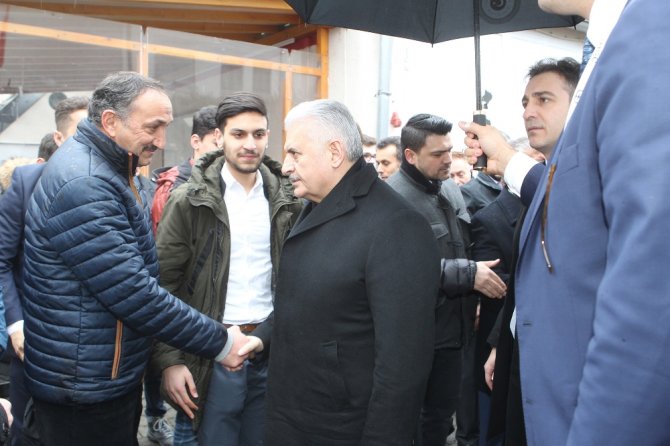 Yıldırım, Cuma Namazını Münih Merkez Camii’nde Kıldı
