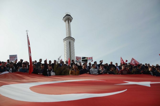 Ankara’da Binler Mehmetçik İçin Yürüdü