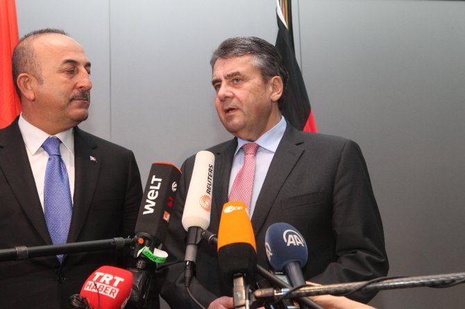Bakan Çavuşoğlu, Alman Mevkidaşıyla Bir Araya Geldi