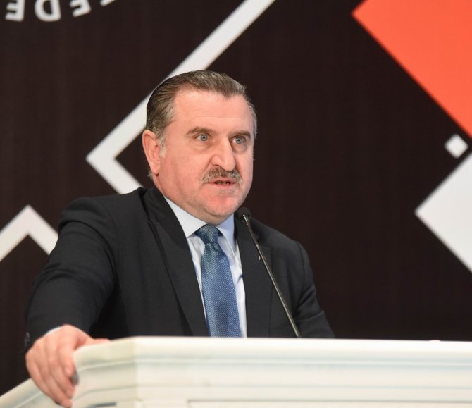 “İnternetin Esiri Olan Gençlik İstemiyoruz”