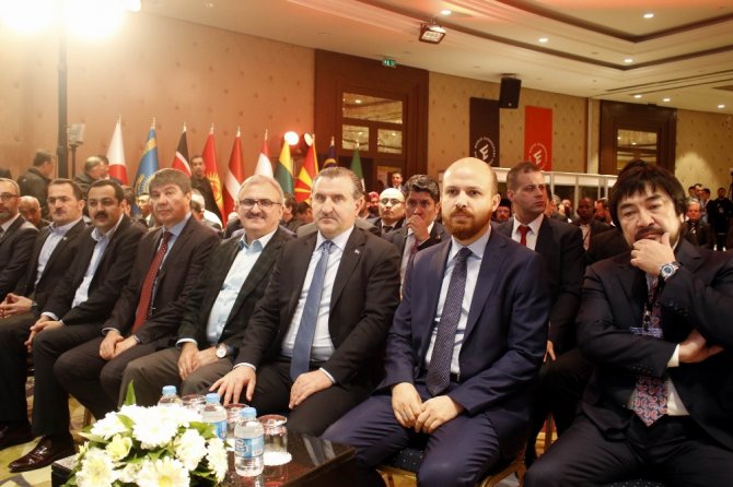 “İnternetin Esiri Olan Gençlik İstemiyoruz”