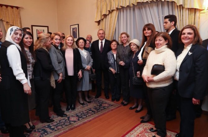 Çavuşoğlu, Amman’da Türk Vatandaşlarıyla Buluştu