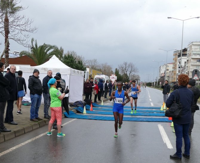 Trabzon’daki Yarı Maraton, 10 Km Koşusu Ve Halk Koşusu Sonuçlandı