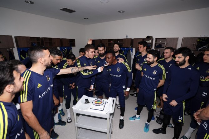 Arkadaşları Kameni Ve Neustadter’i Unutmadı