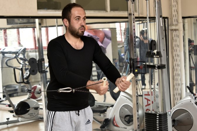 Askere Gidebilmek İçin 3 Ayda 32 Kilo Verdi