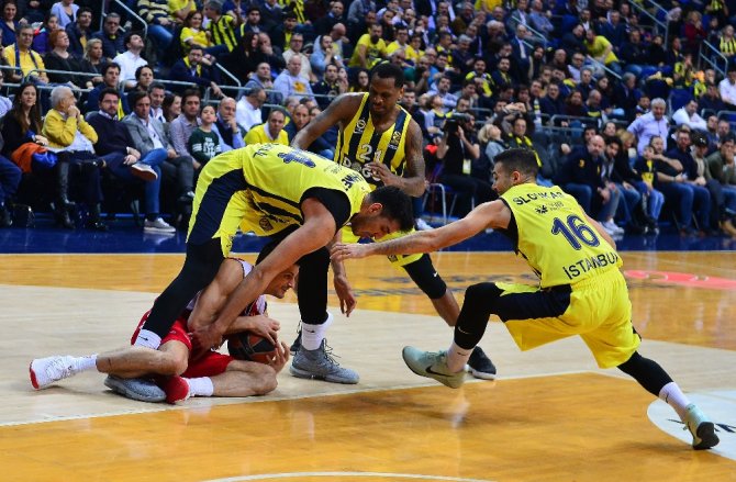 Fenerbahçe Doğuş, Milan’a Fark Attı