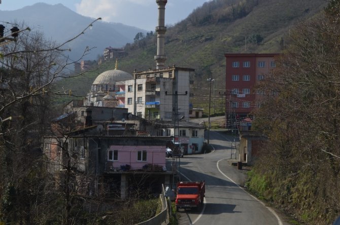 Trabzon’da Şarbon Tehlikesi Nedeniyle Bir Mahalle Daha Karantinaya Alındı