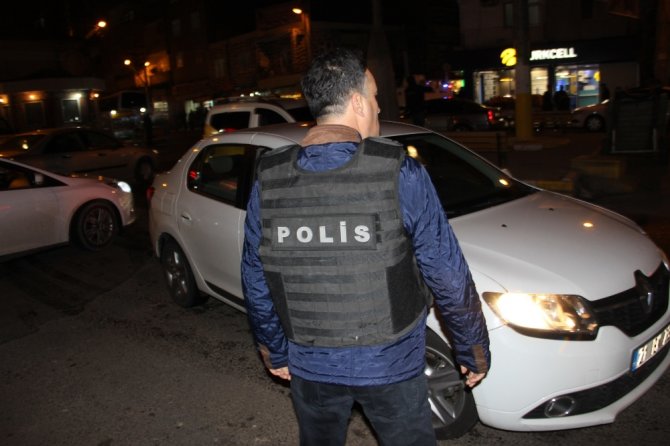 Diyarbakır’da 700 Polisle Uygulama