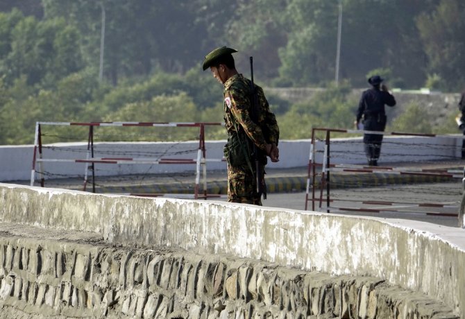 Arakan’da 3 Farklı Noktada Bombalı Saldırı
