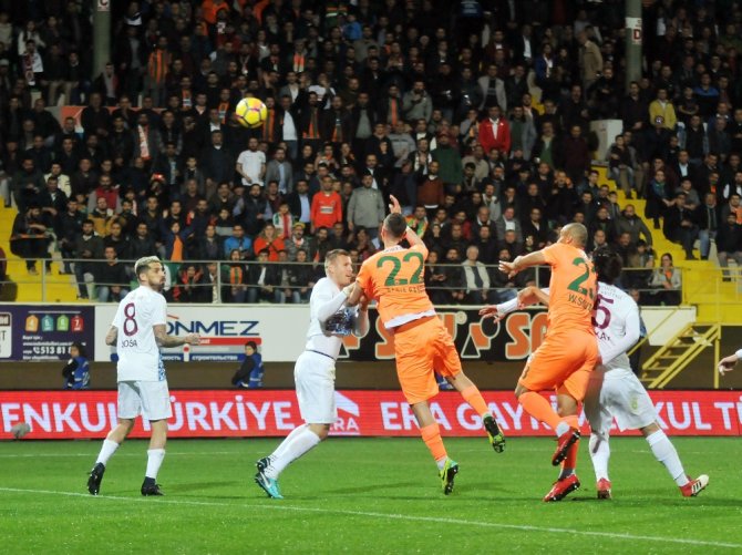 İlk Yarıda Tek Gol