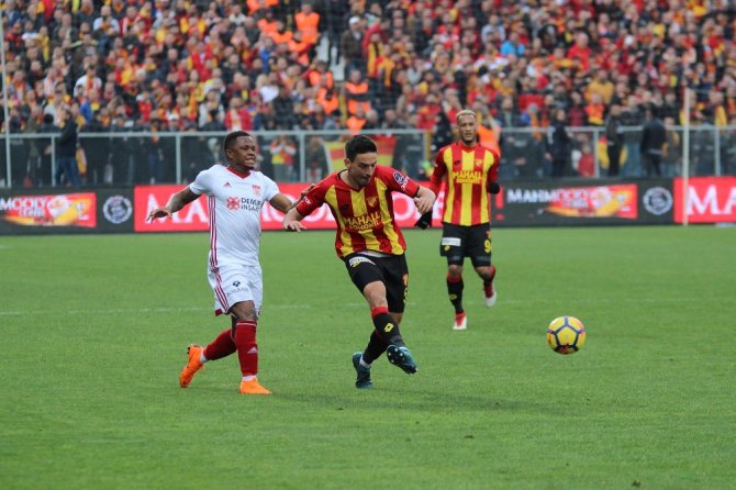Göztepe Evinde Sivas’ı Devirdi