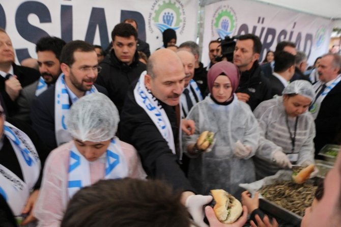 İçişleri Bakanı Süleyman Soylu, Hamsi Şölenine Katıldı