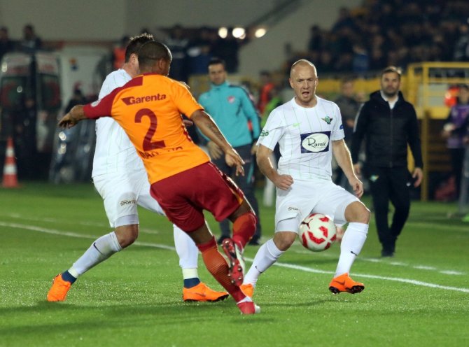 İlk Yarıda Eşitlik Bozulmadı