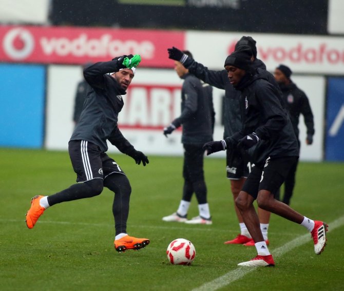 Beşiktaş, Fenerbahçe Maçı Hazırlıklarını Sürdürdü