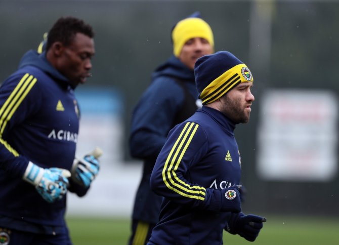 Fenerbahçe Derbiye Sıkı Hazırlanıyor