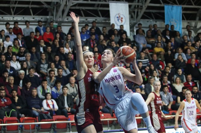 Mersin Büyükşehir Belediyespor, Yarı Finali Zora Soktu