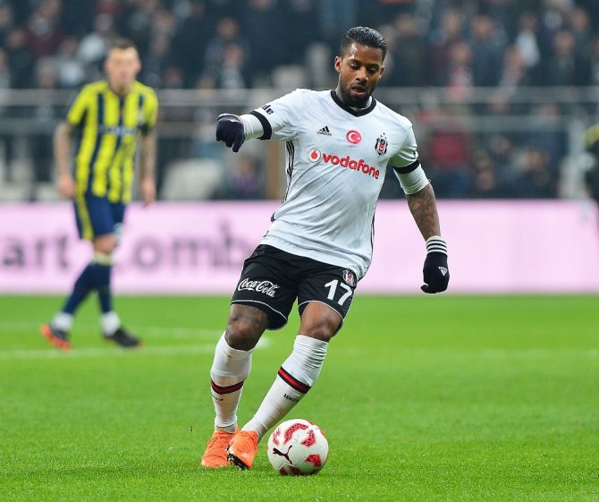 Kupadaki Derbide 4 Gol Ve 3 Kırmızı Kart