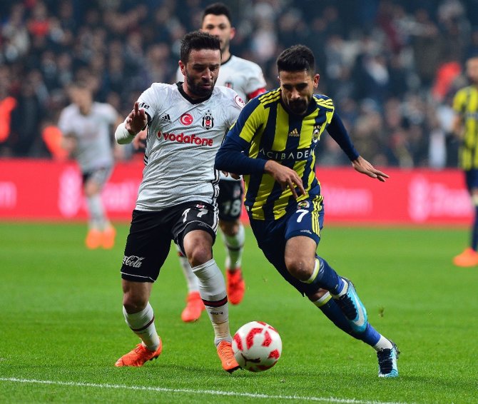Kupadaki Derbide 4 Gol Ve 3 Kırmızı Kart
