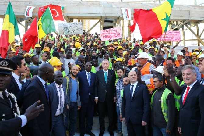 Senegal’deki Türk Firmaların Şantiyelerini Gezdi