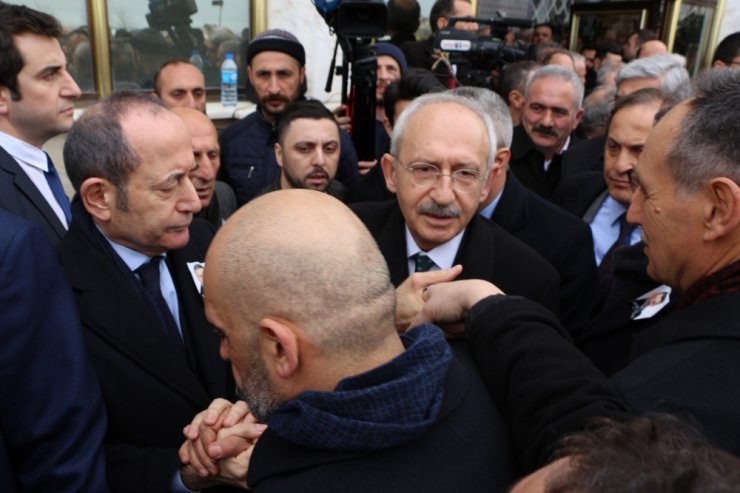 Cenaze Törenine Kemal Kılıçdaroğlu Da Katıldı