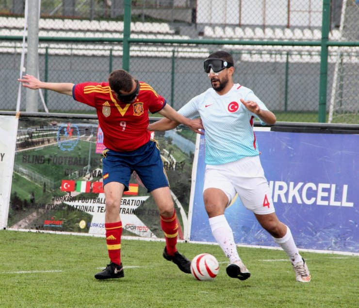 ’Sesi Görenler’, İspanya’yı Yenerek Şampiyon Oldu