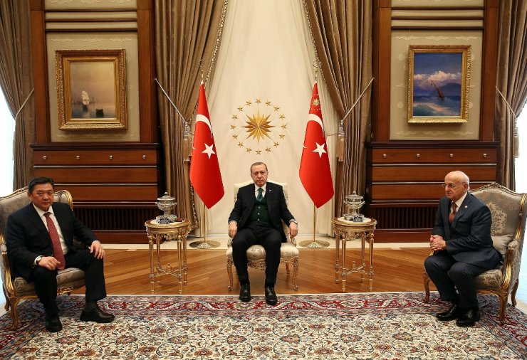 Erdoğan, Moğolistan Meclis Başkanı Enkhbold’u Kabul Etti